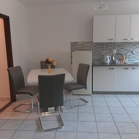 Apartman Curcic Knin Esterno foto