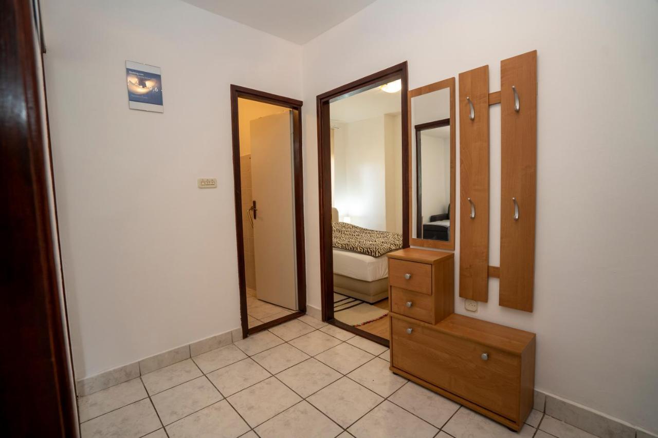 Apartman Curcic Knin Esterno foto