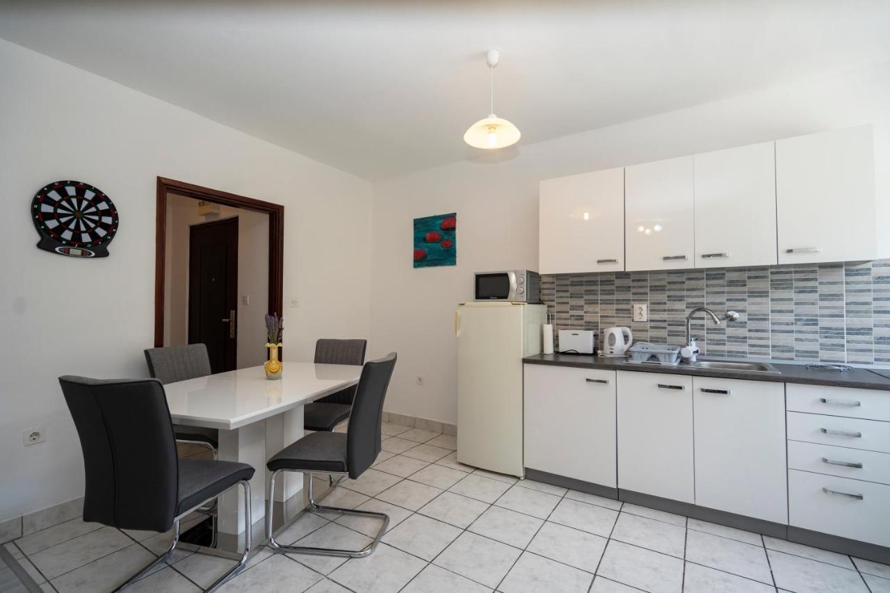 Apartman Curcic Knin Esterno foto