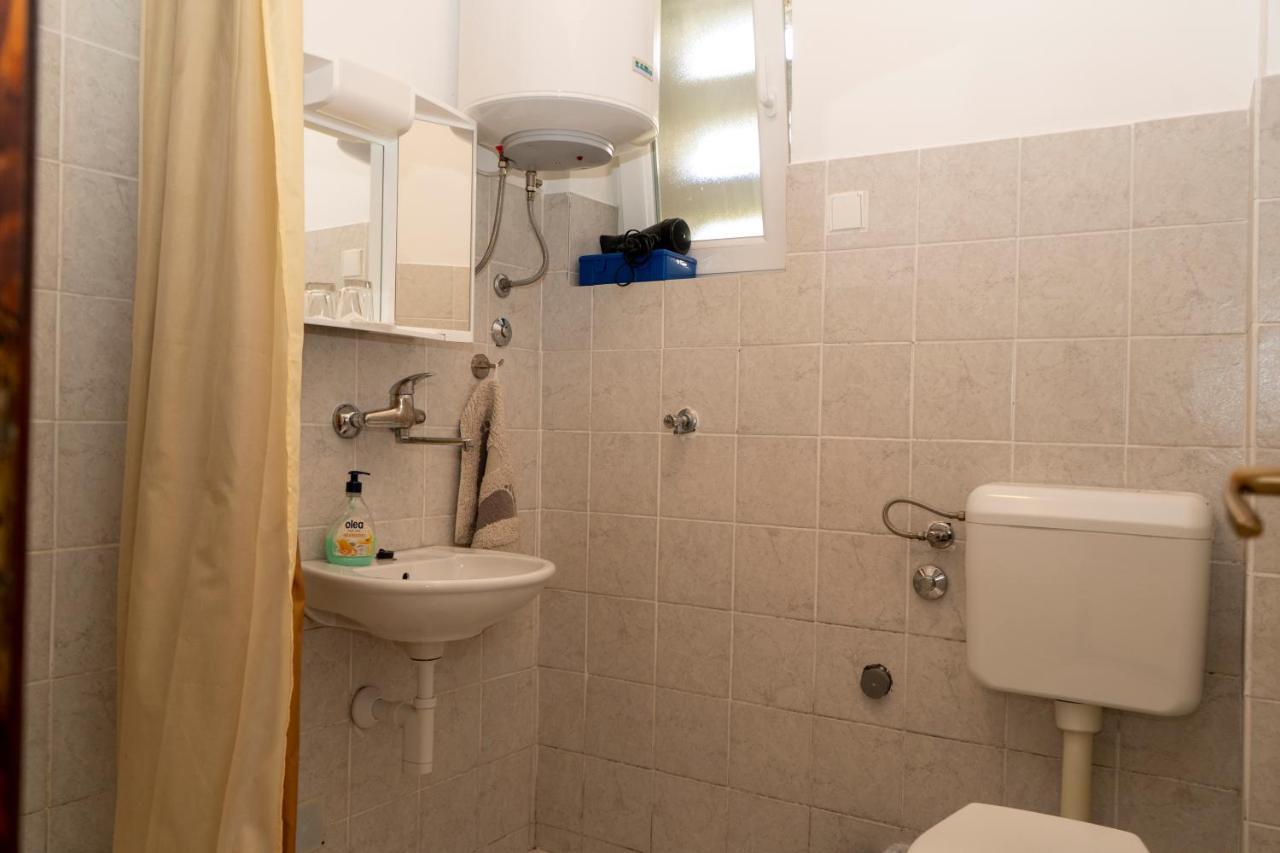 Apartman Curcic Knin Esterno foto