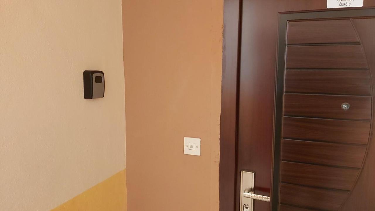 Apartman Curcic Knin Esterno foto