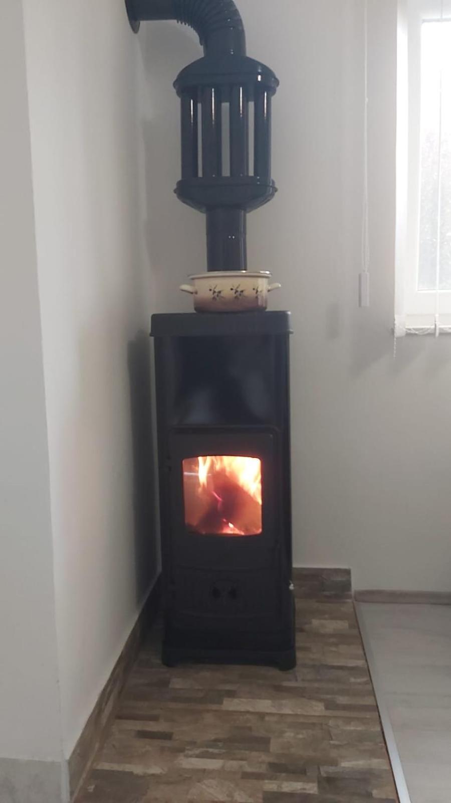 Apartman Curcic Knin Esterno foto